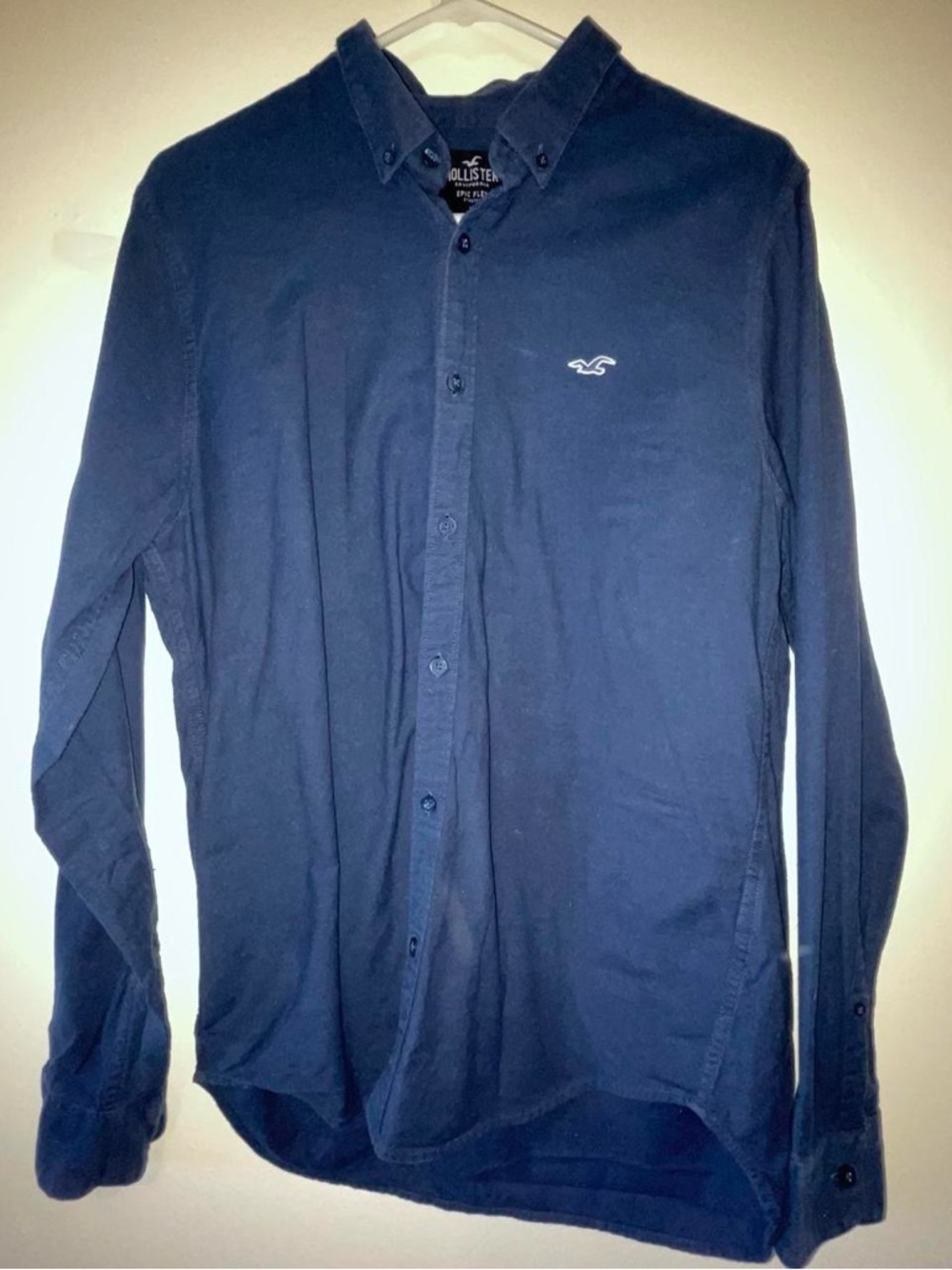 Hollister Men's Long-Sleeve Button-Down Shirt - Navy Blue